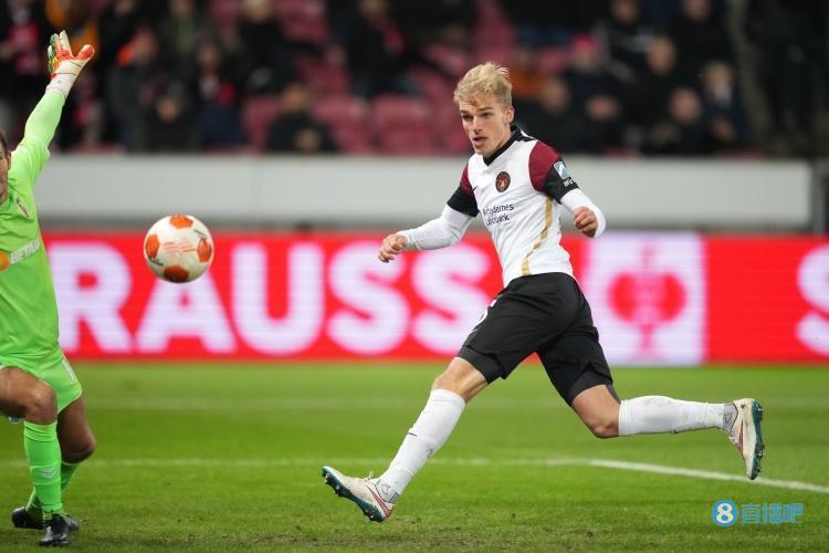  拉齐奥财政危机加剧，球员转会费遭强制折价  