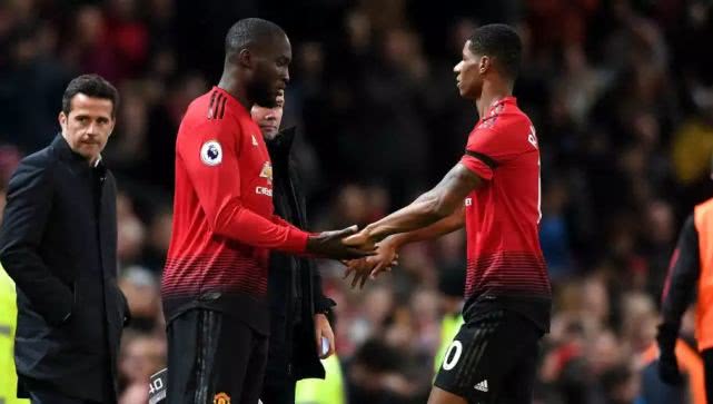  曼联四球横扫埃弗顿，拉什福德双响炮  